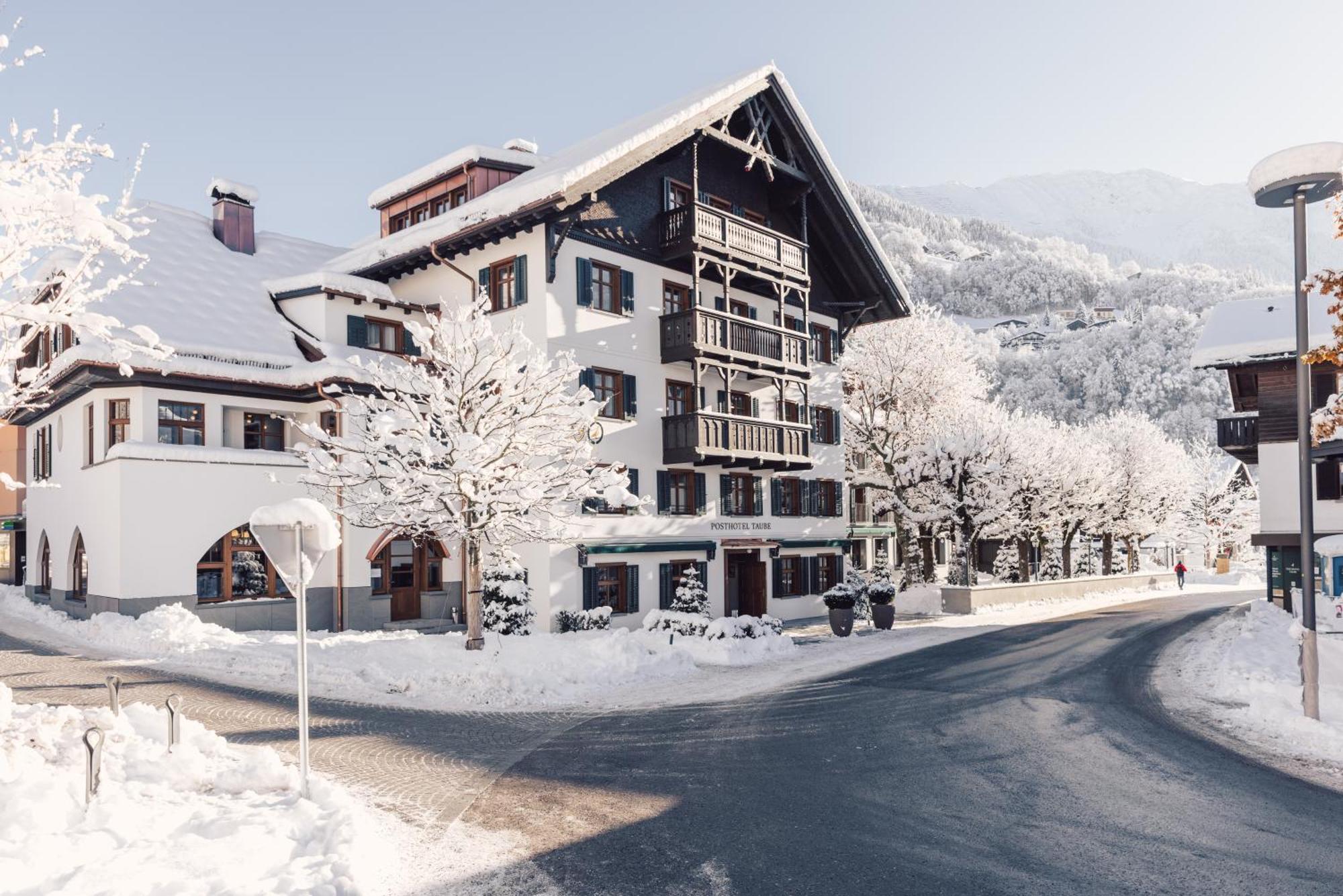 Posthotel Taube Schruns Exteriör bild