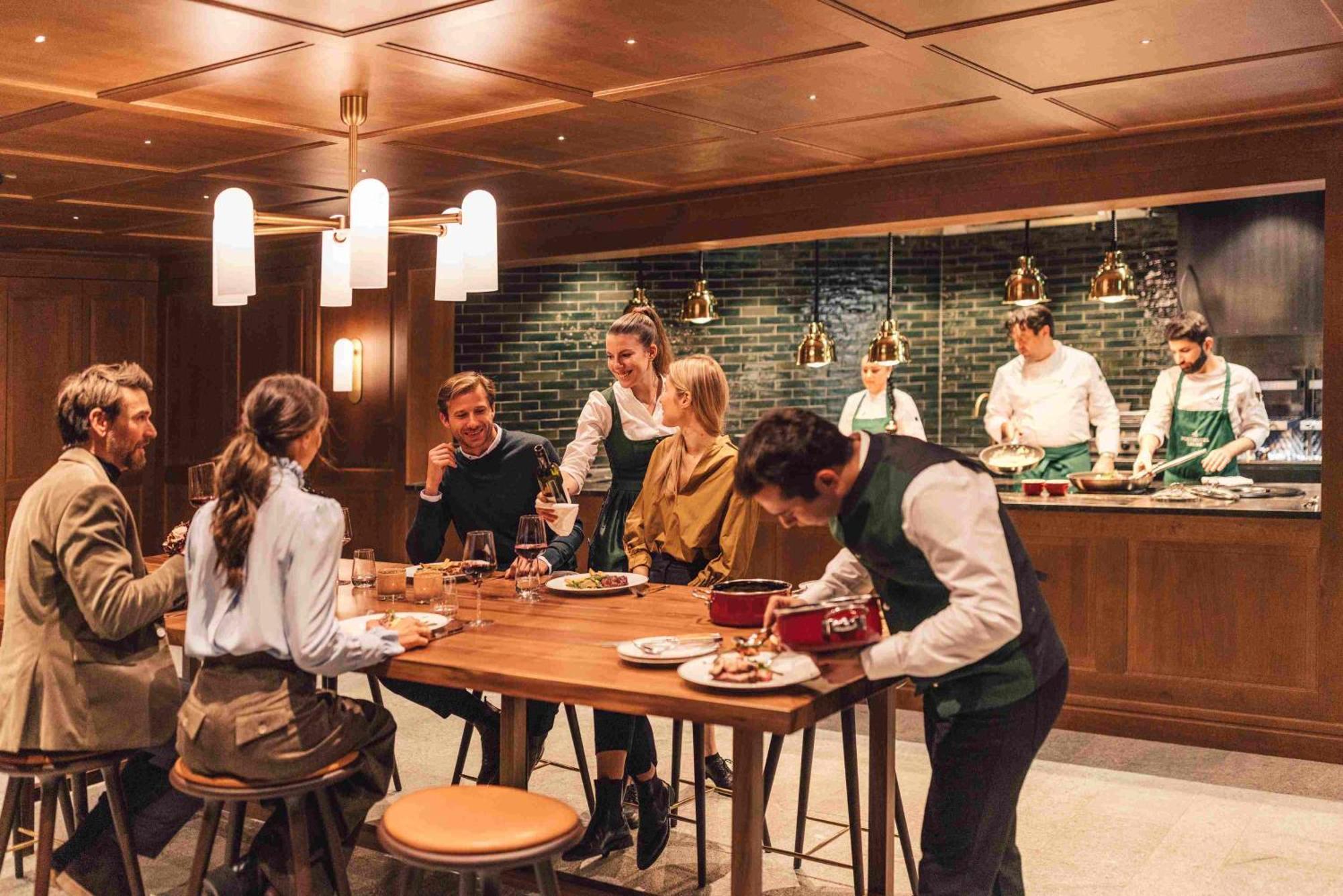 Posthotel Taube Schruns Exteriör bild